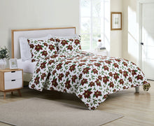 Kate Aurora Holiday Living 3 Piece Christmas Poinsettia Quilt Blanket Set - Full/Queen