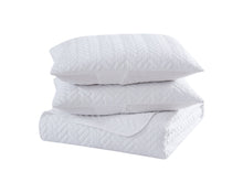 Kate Aurora Basic Bedding Herringbone Plush 3 Piece Quilt & Pillow Shams Set , White - Queen